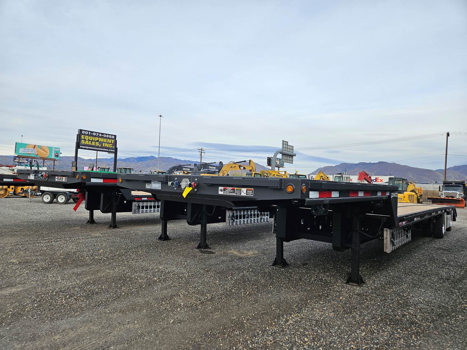 2024 Demco 53' STEP DECK BEAVERTAIL W/ RAMPS Drop Deck Trailer For Sale