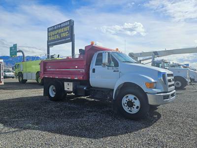 2012 Ford F-750 XL Dump Truck