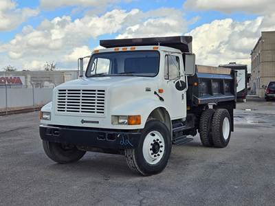 2001 International 4700 Dump Truck