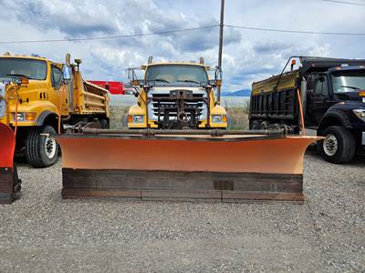 2005 Sterling LT9500 Dump Truck