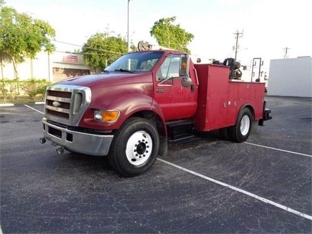 2006 Ford F-750 Single Axle Mechanic / Service Truck, Cummins, Manual