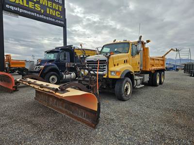 2005 Sterling LT9500 Plow / Spreader Truck