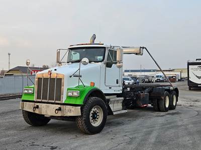 2011 Kenworth W900 Roll Off Truck