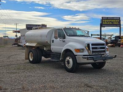 2012 Ford F-750 Water Truck