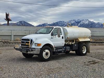 2012 Ford F-750 Water Truck
