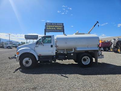 2012 Ford F-750 Water Truck
