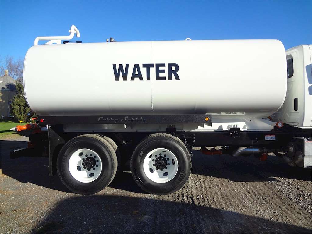 3000 Gallon Water Tank Truck