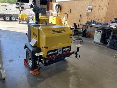 Allmand NIGHT-LITE GR Light Tower