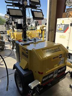 Allmand NIGHT-LITE GR Light Tower