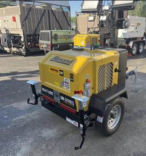 Allmand NIGHT-LITE GR Light Tower