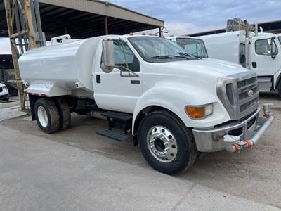 Ford F-650 2000 Gallon Water Truck - Cummins, Automatic