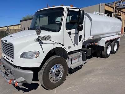 Freightliner M2 106 Water Truck - Cummins, Automatic