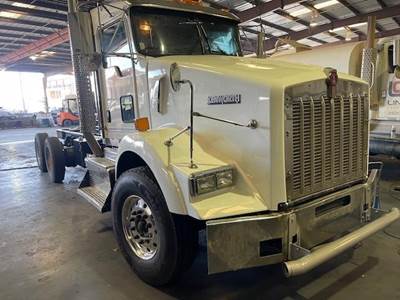 Kenworth T800 4000 Gallon Water Truck - Cummins, 10 Speed Manual