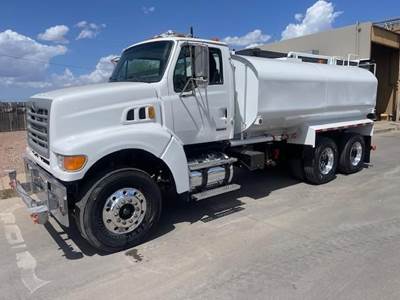 Sterling L9500 4000 Gallon Water Truck - Caterpillar 380HP