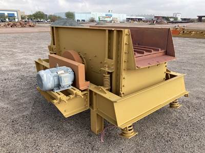 Cedarapids 42"x8' 2-Deck Screen