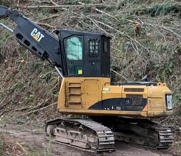 2015 Caterpillar 320D FM Log Loader - Log Grapple