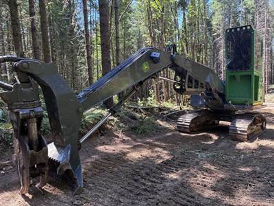 2019 John Deere 2156G