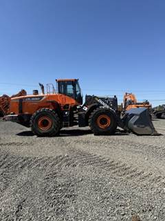 Develon Wheel Loaders DL550-5