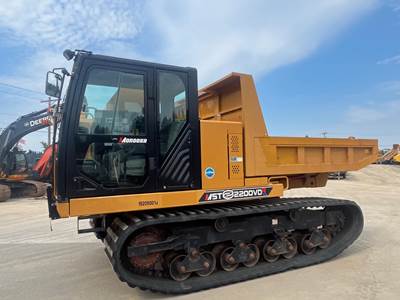 Morooka MST2200VDR Crawler Carrier