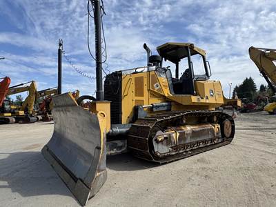 John Deere 750K XLT Dozer