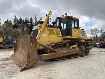 Komatsu D65EXi-18 Dozer