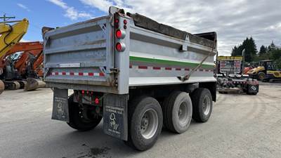 SturdyWeld Dump Trailer