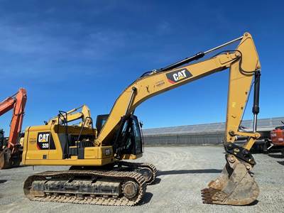 Caterpillar 320 Excavator