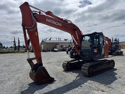 Hitachi ZX135US-6 Excavator