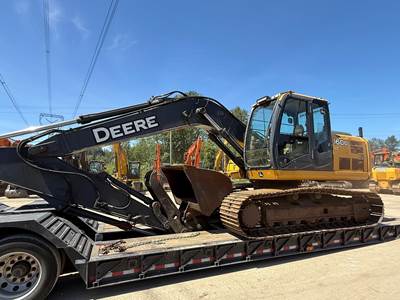 John Deere 160D LC Excavator