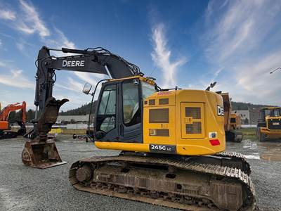 John Deere 245G LC Excavator