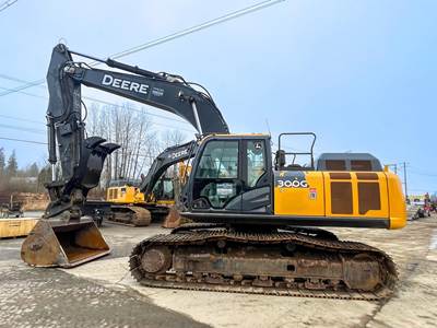 John Deere 300G LC Excavator