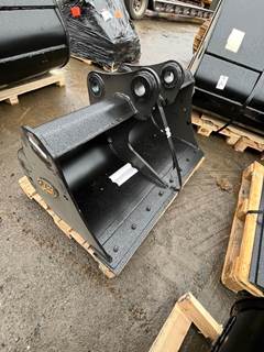 80 Size Clean Out Bucket In Stocl