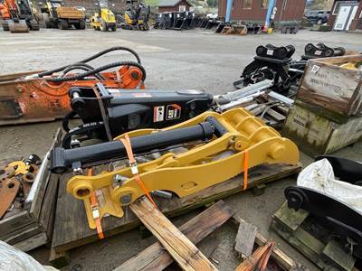 Caterpillar 315 Thumb