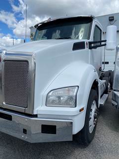 2019 Kenworth T880 Cab & Chassis Truck