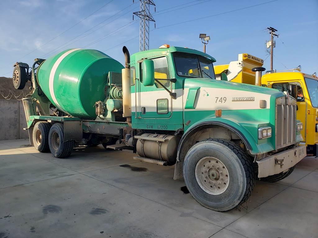 2007 Kenworth W900 Mixer / Ready Mix / Concrete Truck MTM Ready Mix