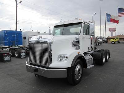Freightliner Coronado 122 SD Day Cab Truck - Detroit 450HP, 10 Speed Manual