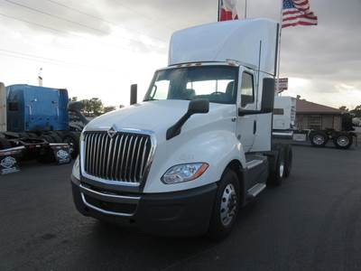 International LT Day Cab Truck - Cummins 450HP, 12 Speed Endurant Automatic