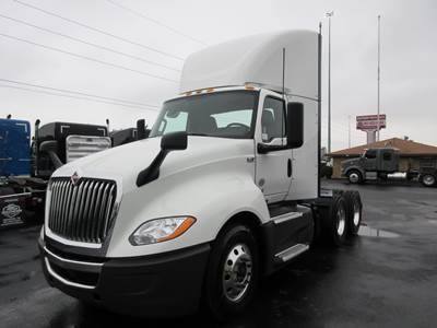 International LT Day Cab Truck - Cummins 450HP, 12 Speed Endurant Automatic