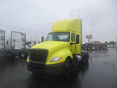 International LT Day Cab Truck - Cummins 400HP, 12 Speed Endurant Automatic