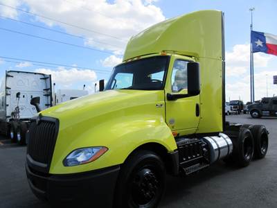 International LT Day Cab Truck - Cummins 400HP, 12 Speed Endurant Automatic