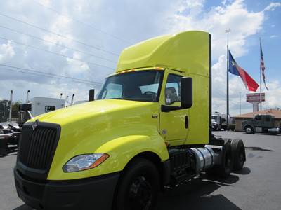 International LT Day Cab Truck - Cummins 450HP, 12 Speed Endurant Automatic