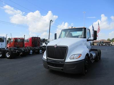 International LT Day Cab Truck - Cummins 450HP, 12 Speed Endurant Automatic