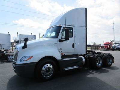 International LT Day Cab Truck - Cummins 450HP, 12 Speed Endurant Automatic