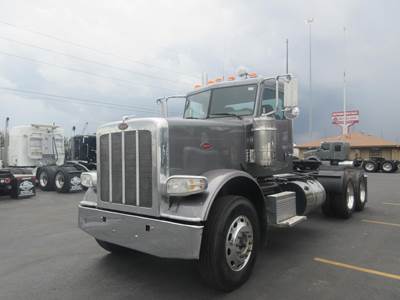 Peterbilt 389 Day Cab Truck - Cummins 450HP, 10 Speed Manual