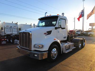 Peterbilt 567 Day Cab Truck - Paccar 510HP, 13 Speed Manual