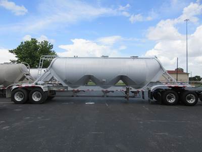 Polar 1000cf Dry Bulk / Pneumatic Tank Trailer