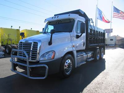 Freightliner Cascadia 125 Dump Truck - Cummins 450HP, 10 Speed Automatic, 14' Dump