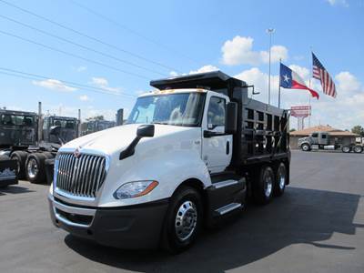 International LT Dump Truck - Cummins 450HP, 12 Speed Ultrashift Automatic, 13' Dump