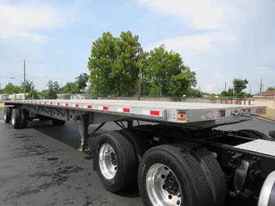 Hyundai LATITUDE Flatbed Trailer