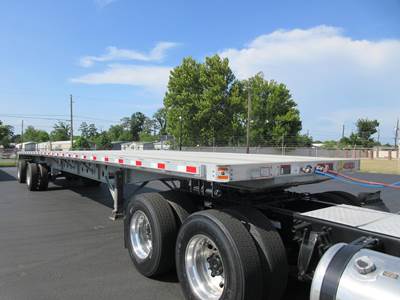 Hyundai LATITUDE Flatbed Trailer